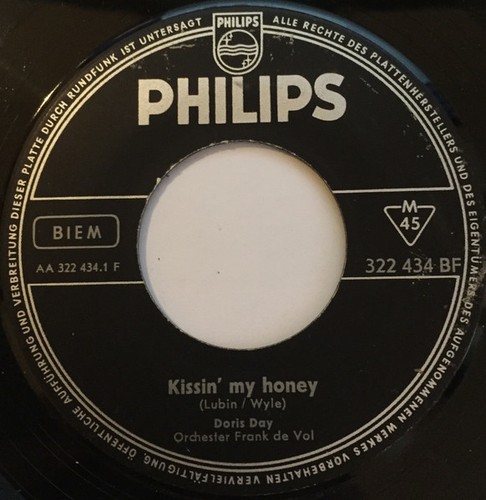 Doris day kissin honey - kissin', my